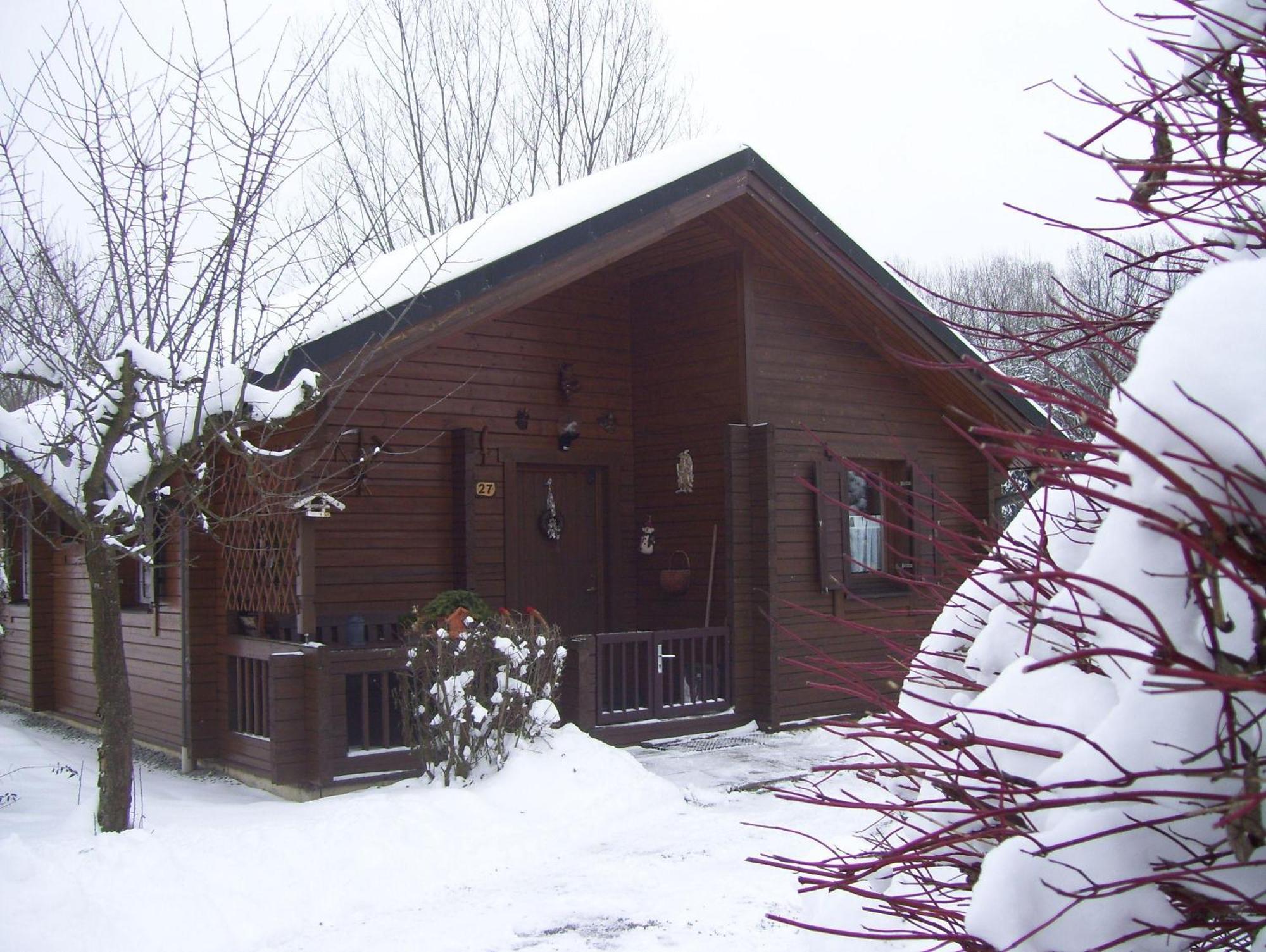 Komfortables-Ferienblockhaus-Nr-27-56-Qm-Bis-4-Personen-Viechtach-Jaegerpark エクステリア 写真